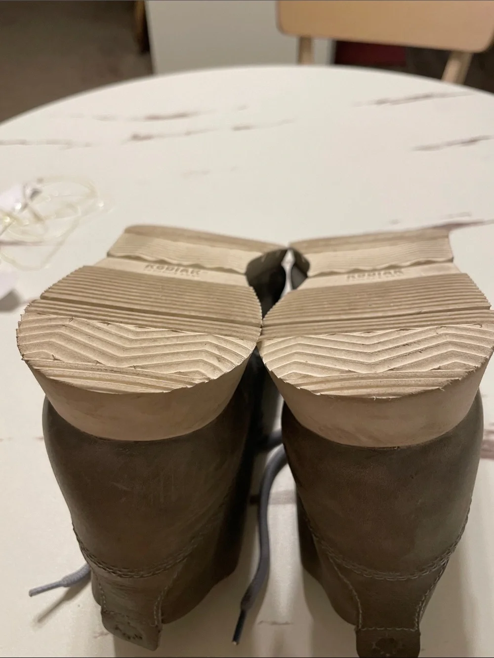 KODIAC CANADA women’s Grey oiled Boots Nubuck Leather Sz 9.5